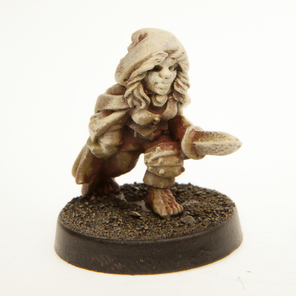 Primed pewter Halfling Rogue miniature, 19mm tall
