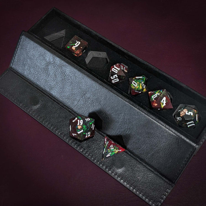 Level 14 Rogue Set Polyhedral Dice (7pcs) Sharp Resin Dice Red and Green with Gold Flecks - Great for Dungeons and Dragons