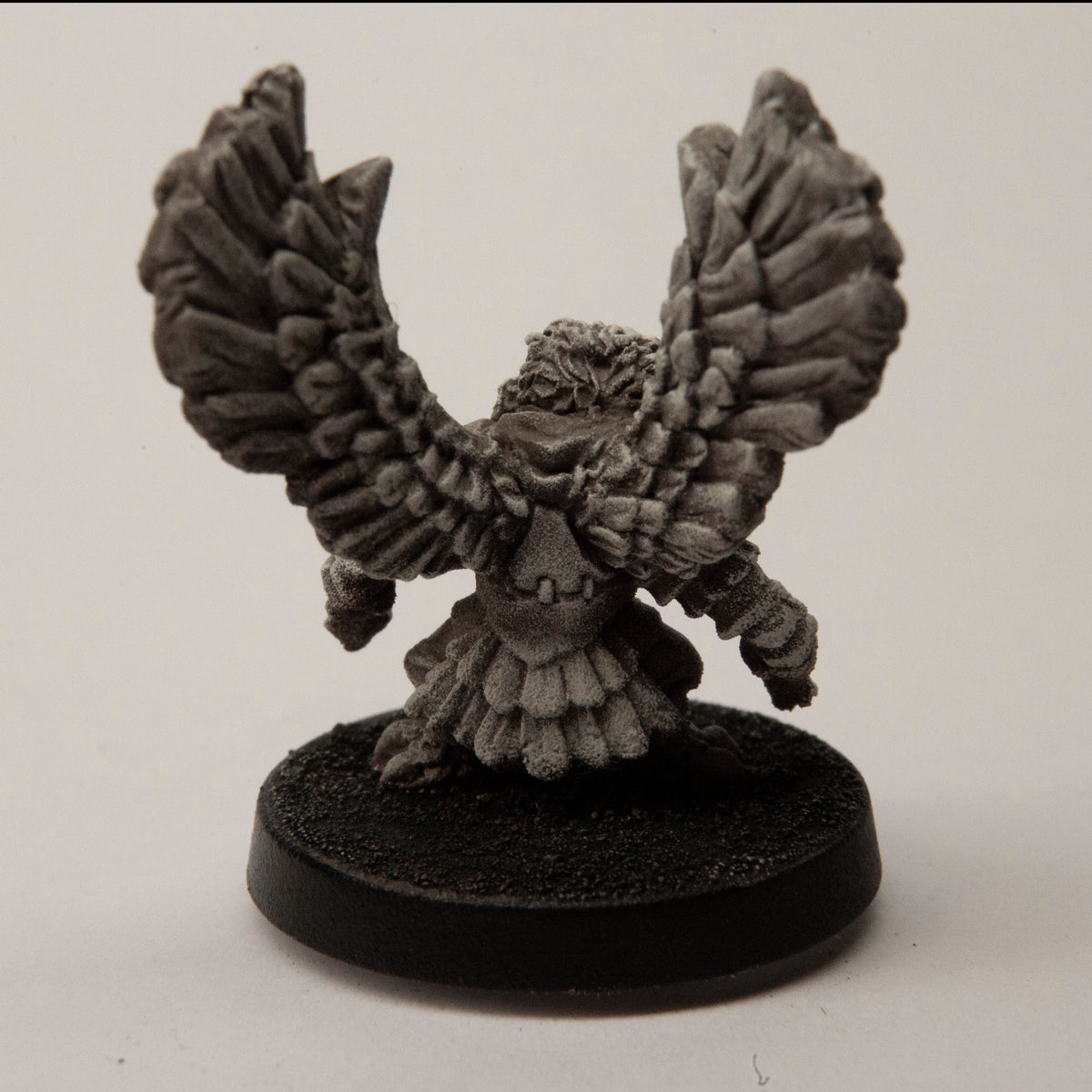 Primed pewter Male Owlfolk Rogue miniature, 34mm tall, another view