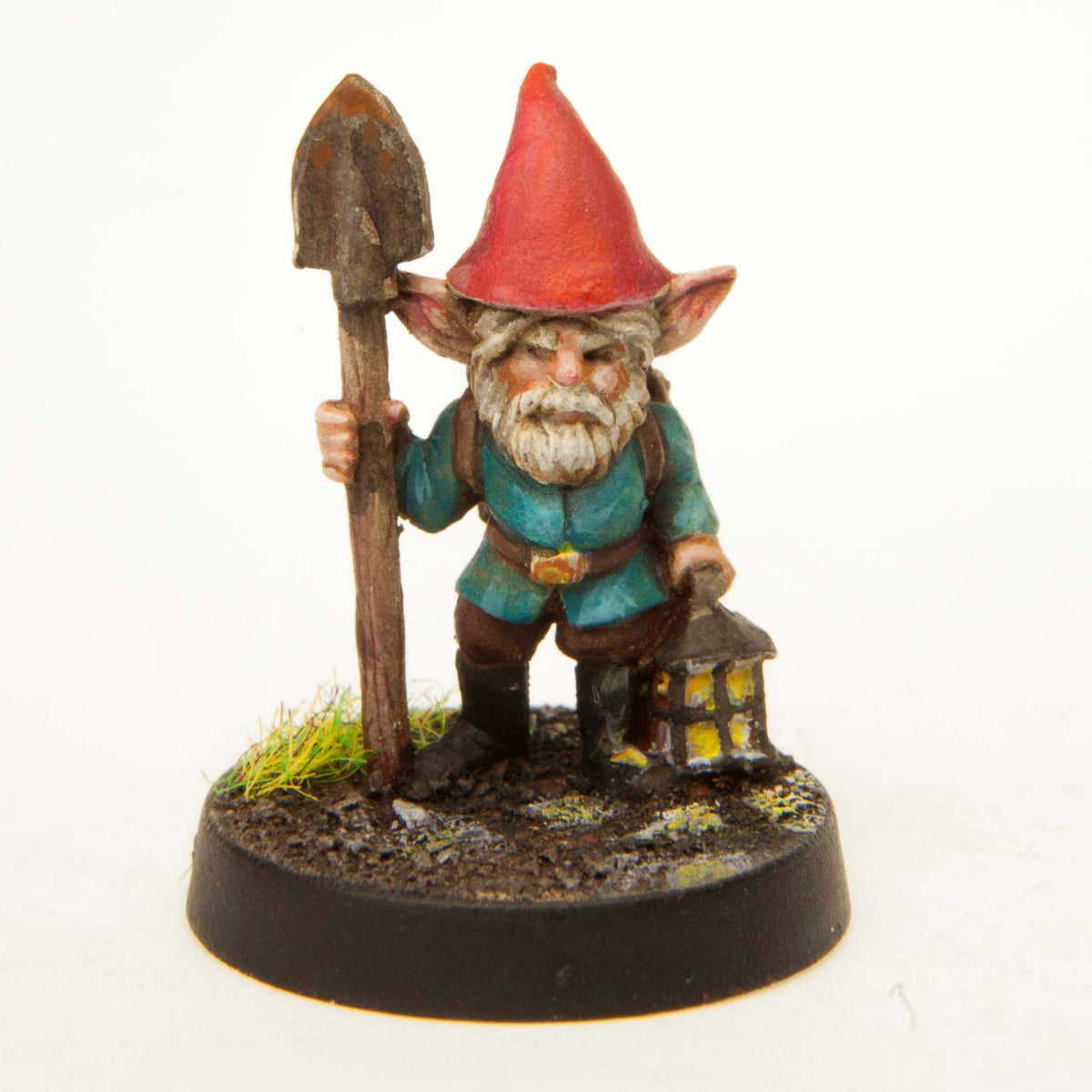 Gnome Gardener miniature, painted example (ships unpainted)