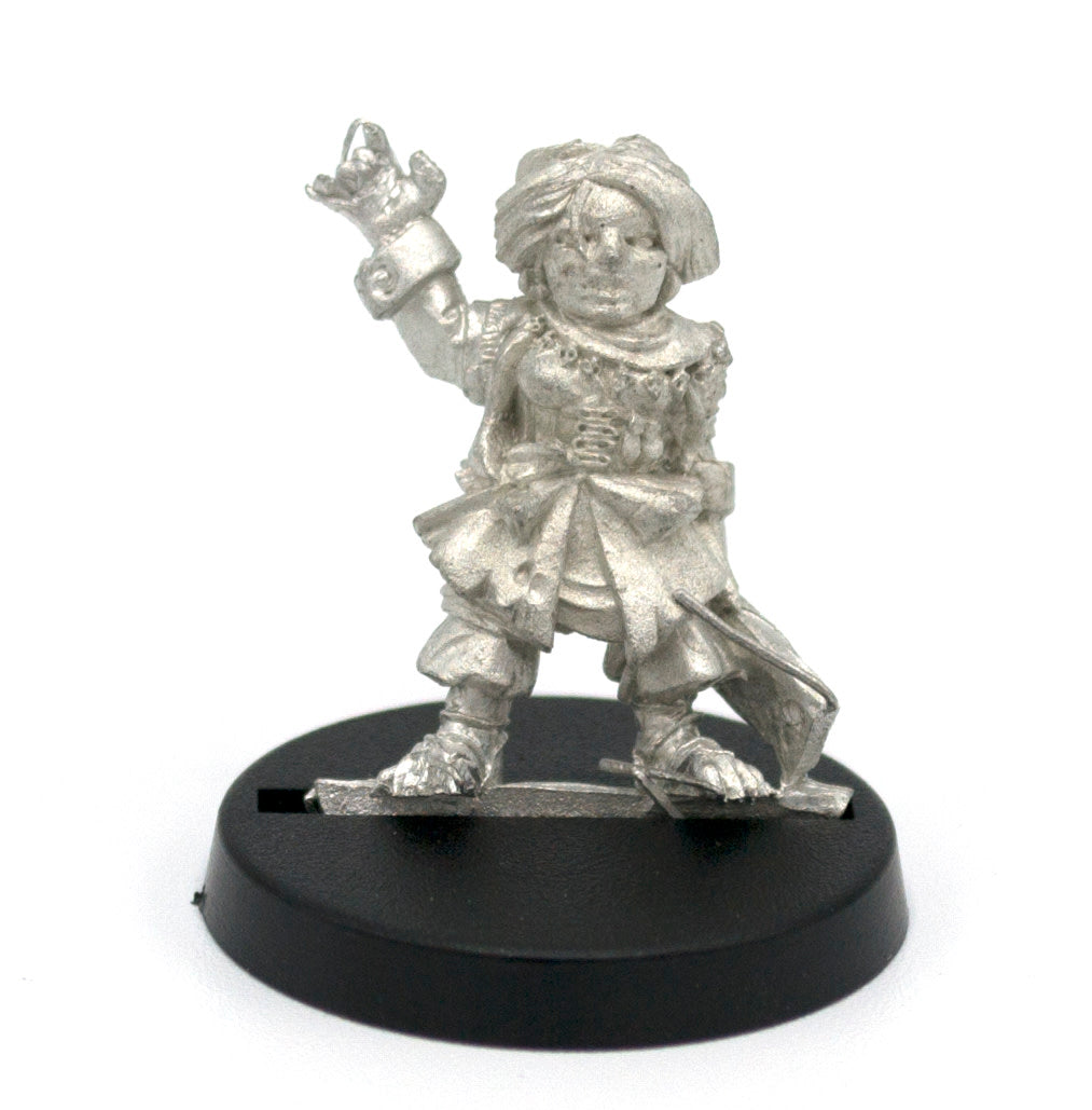 Unpainted pewter Dwarf Witch miniature, 21mm tall