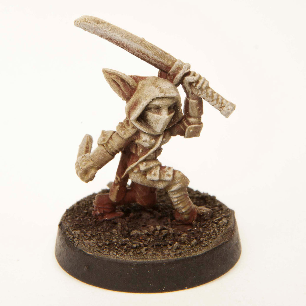 Primed pewter Gnome Assassin miniature, 23mm tall