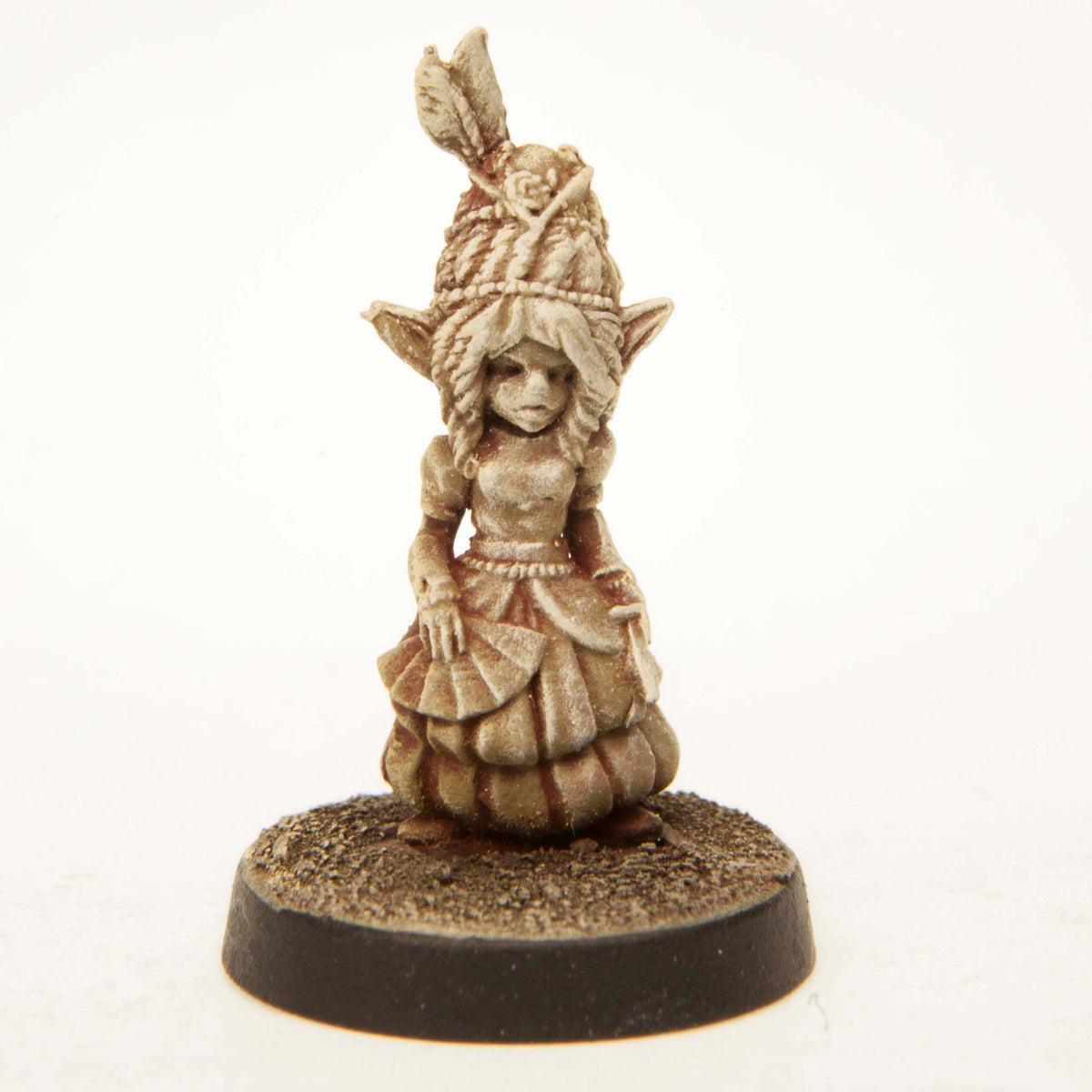 Primed pewter Gnome Aristocrat miniature, 26mm tall