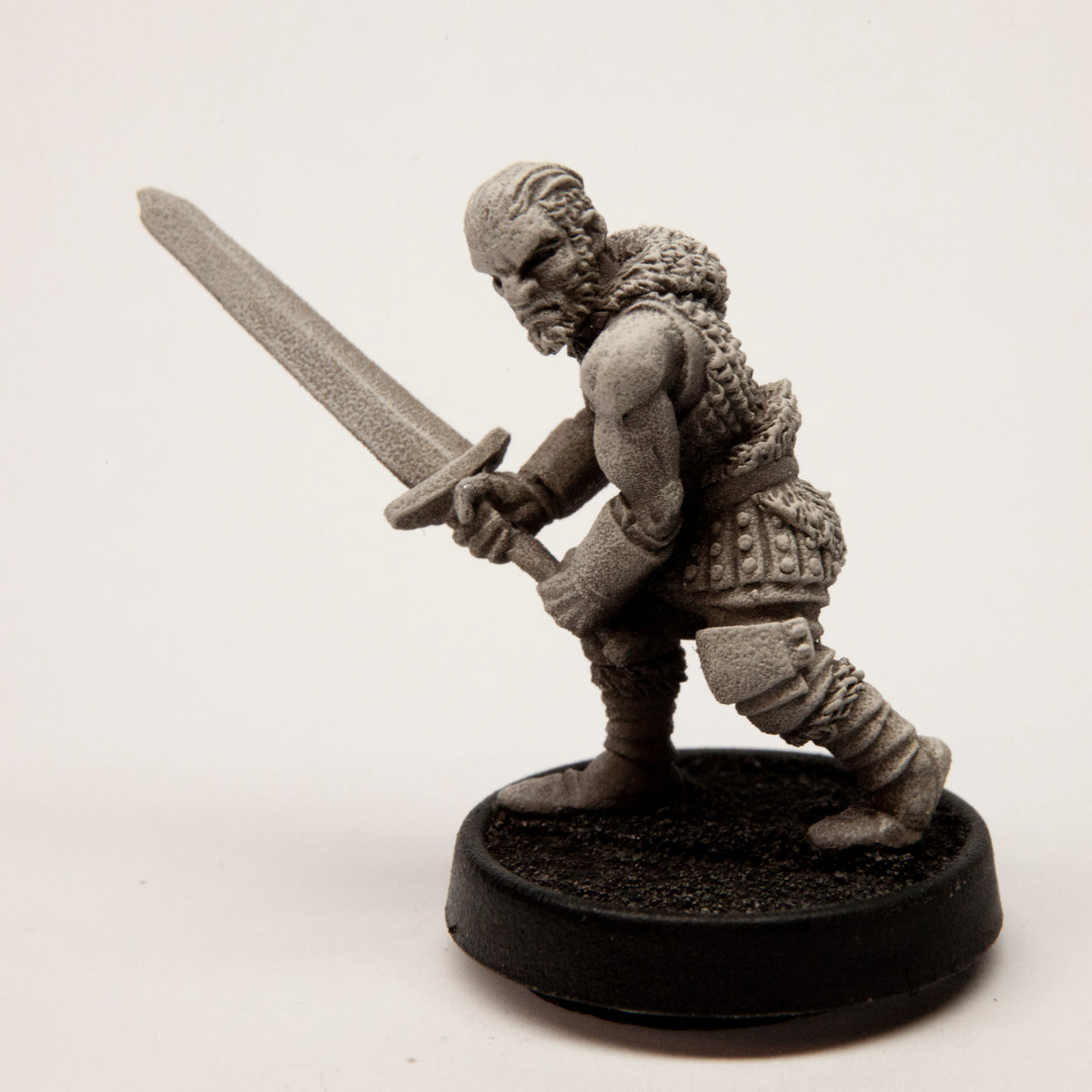 Primed pewter Male Human Berserker miniature, 30mm tall