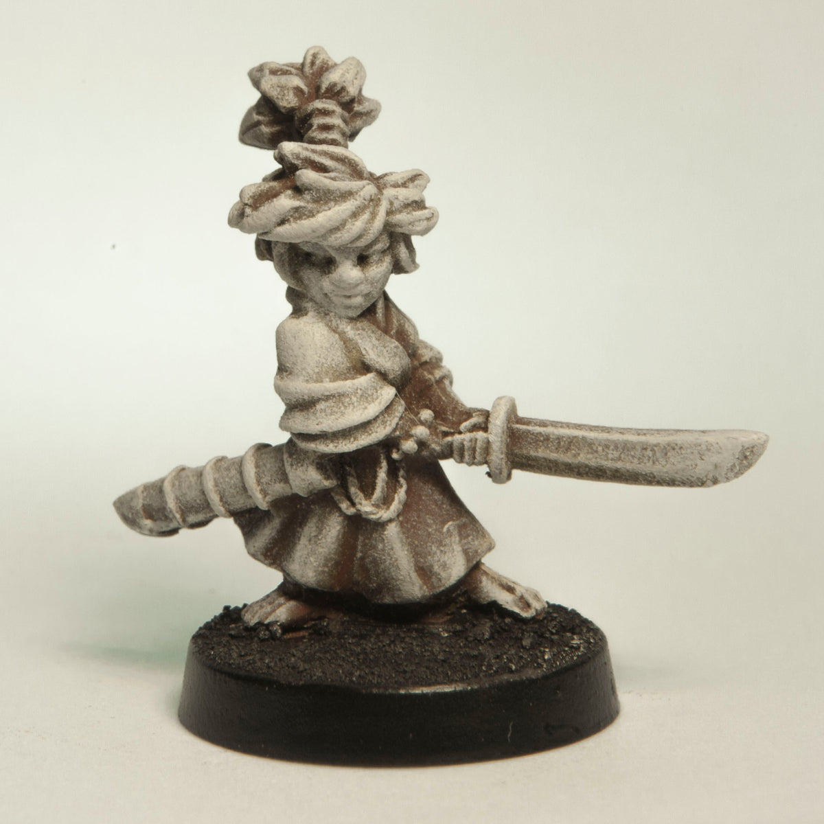 Primed pewter Halfling Samurai Female miniature, 24mm tall