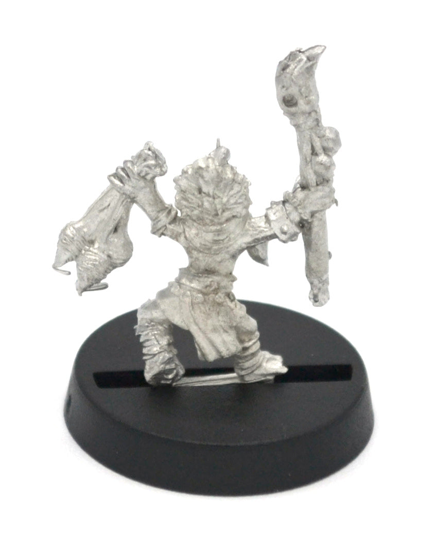 Unpainted pewter Grippli Witch Doctor miniature, 21mm tall, another view