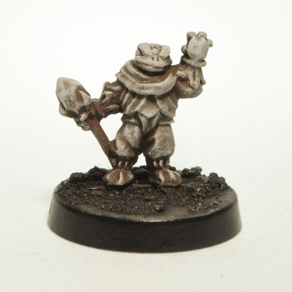 Primed pewter Grippli Ambassador miniature, 15mm tall