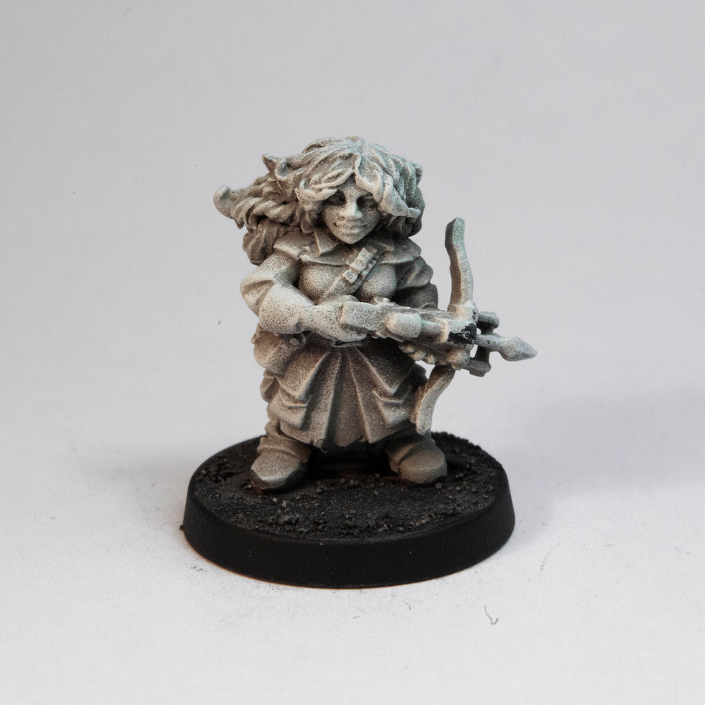 Primed pewter Dwarven Huntsman miniature, 25mm tall