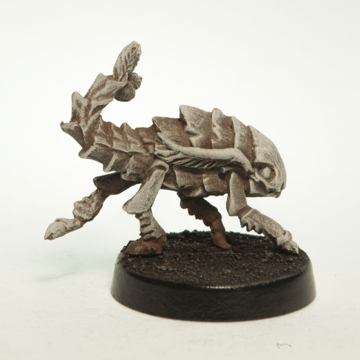 Primed pewter Rust Beast miniature, 25mm long