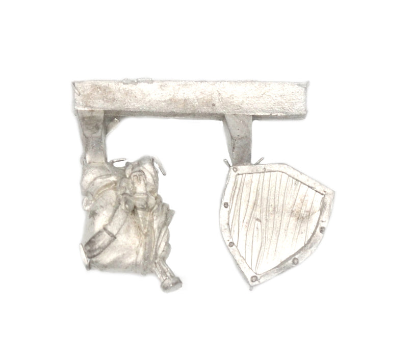 Shield and Pack of Gear Accessories, 18mm