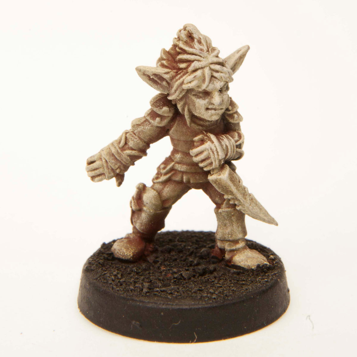 Primed pewter Gnome Thief miniature, 23mm tall