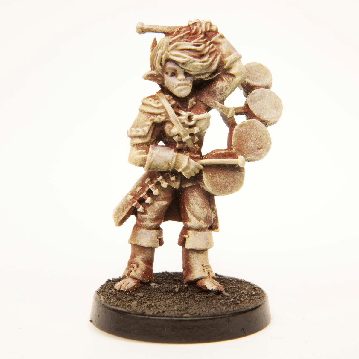 Primed pewter Half-Orc Bard miniature, 35mm tall