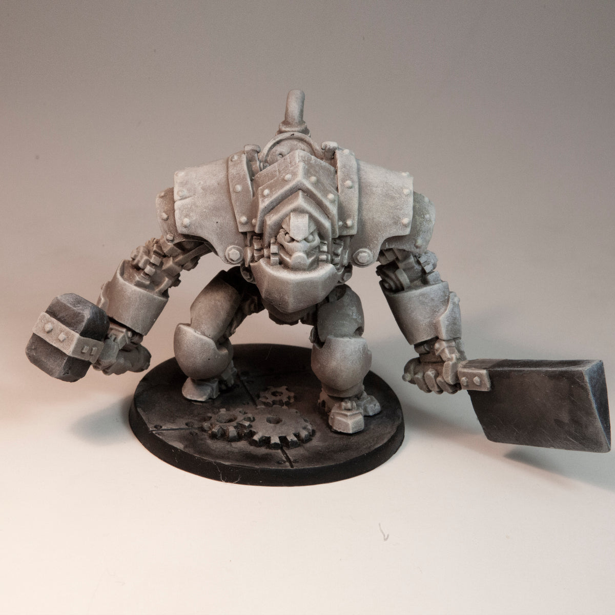 Primed resin Gnomish Titan miniature, 63mm tall