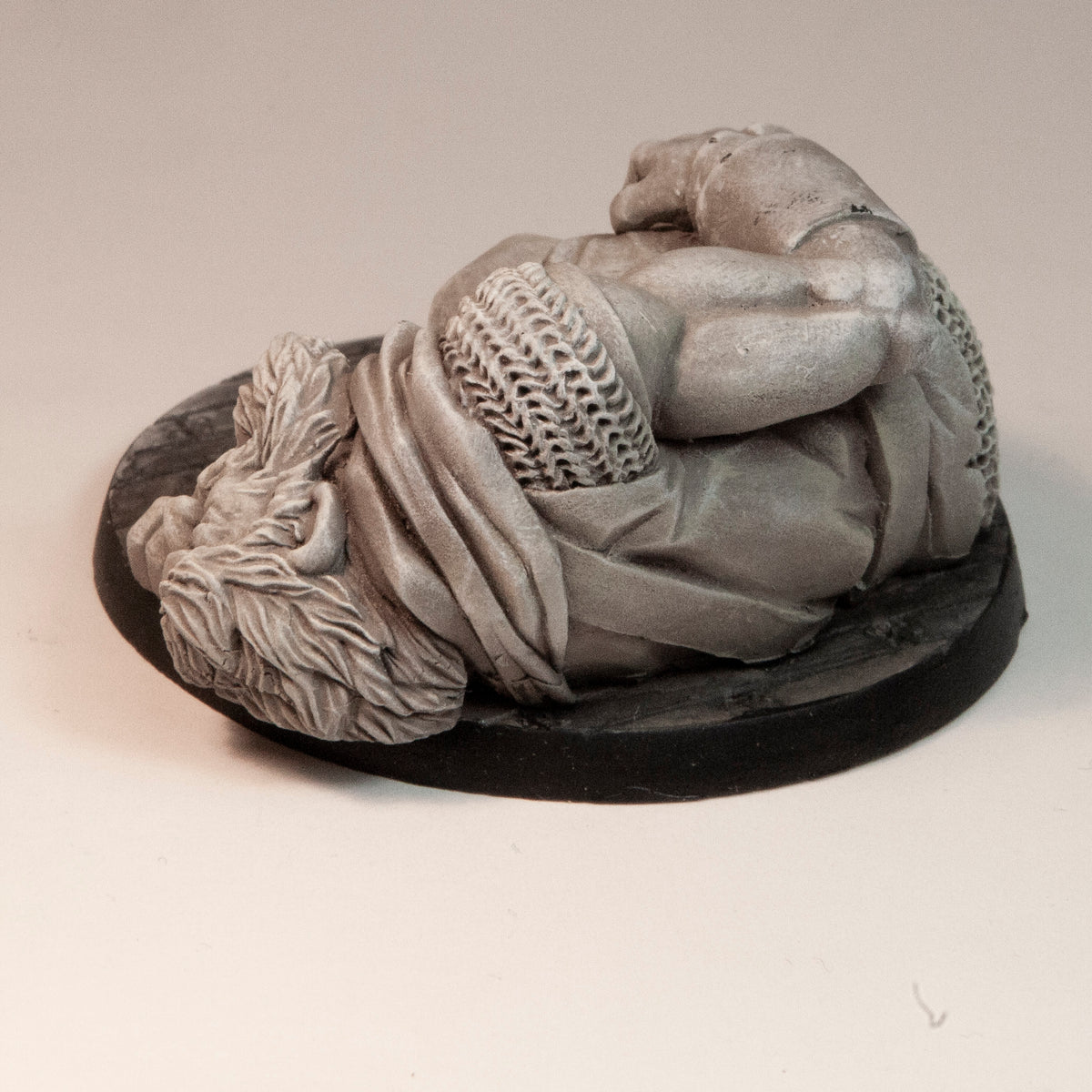 Primed resin Unconscious Giant miniature, about 80mm long, another view