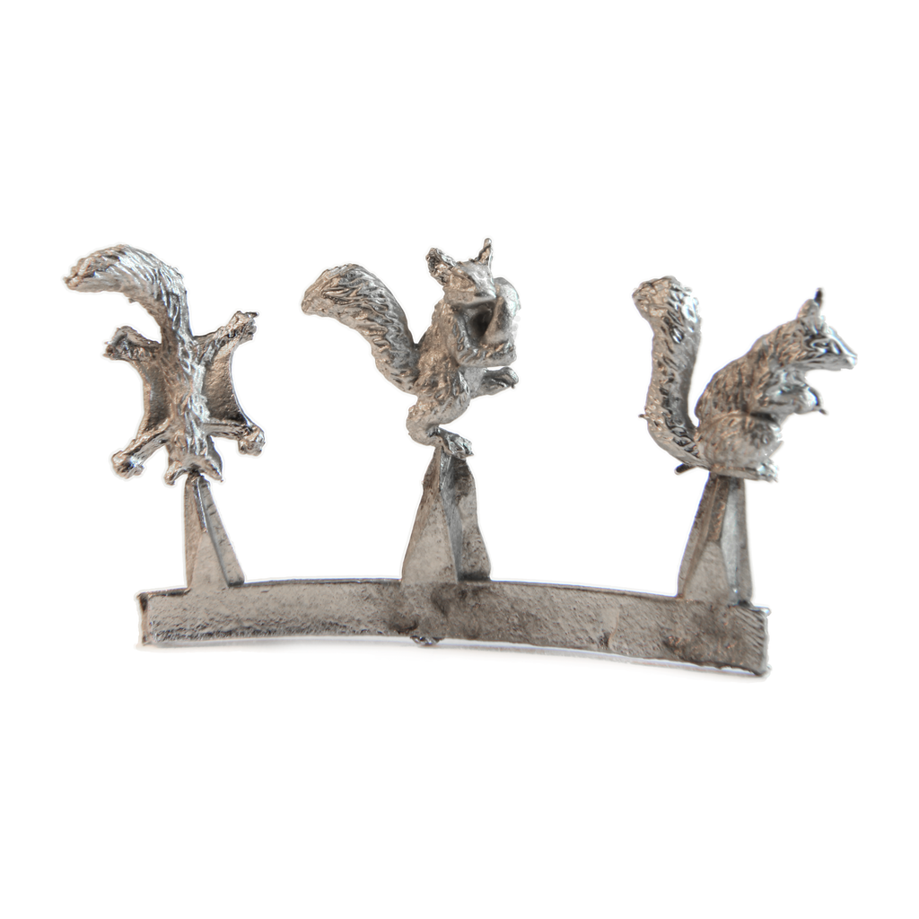 Unpainted pewter Squirrels miniature, 9mm tall