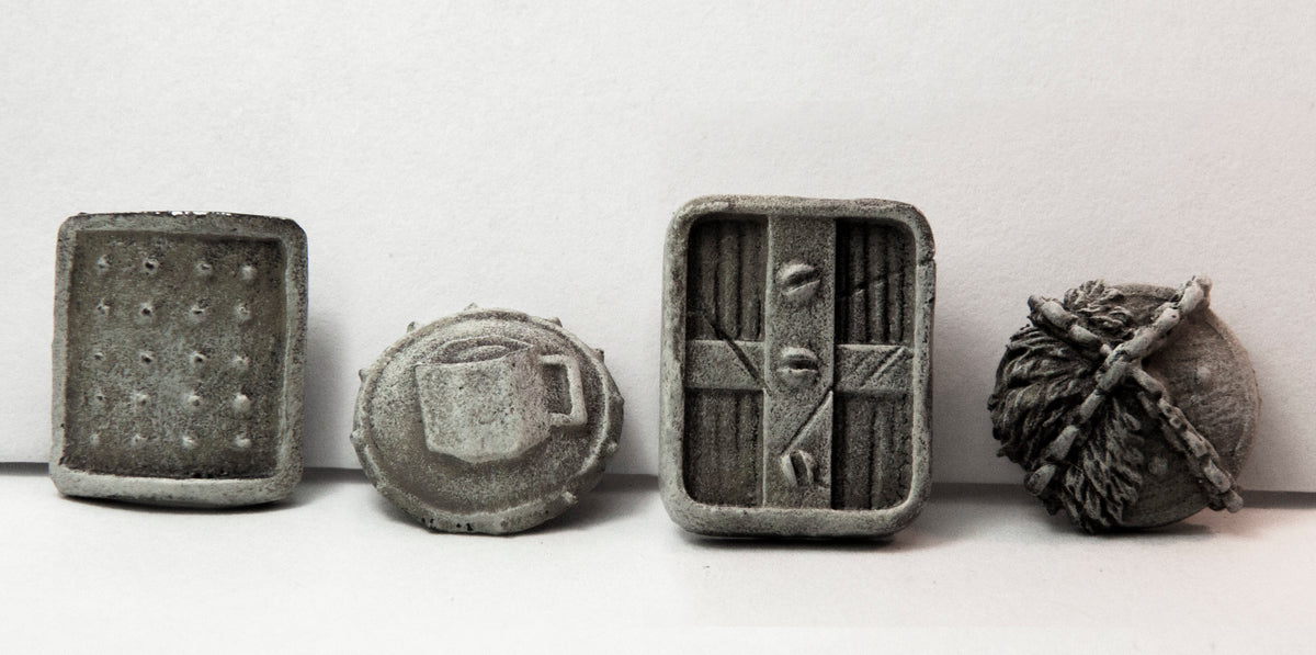 Primed pewter 4 Shields Sprue miniature, 14mm tall