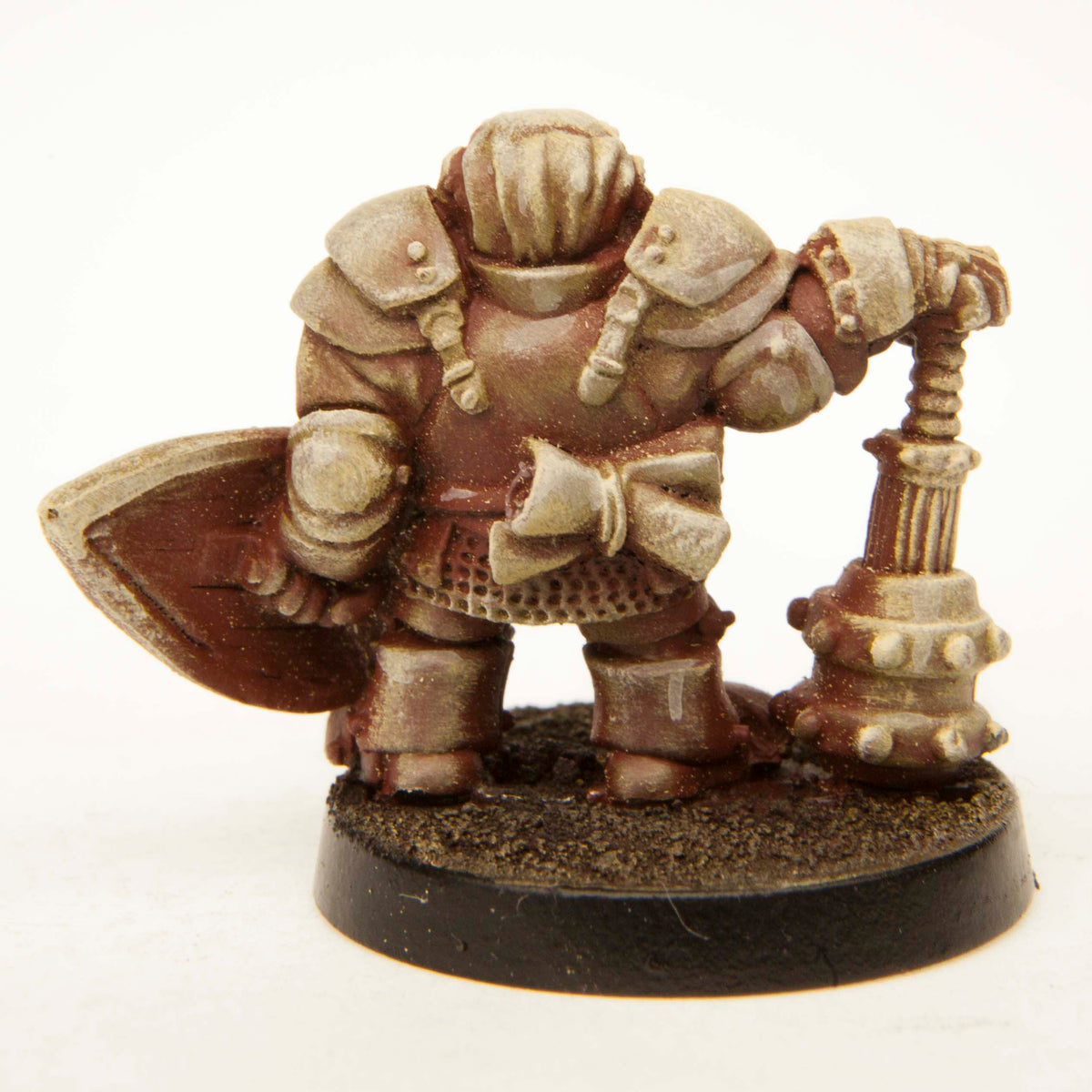 Primed pewter Dwarf Paladin miniature, 23mm tall, another view