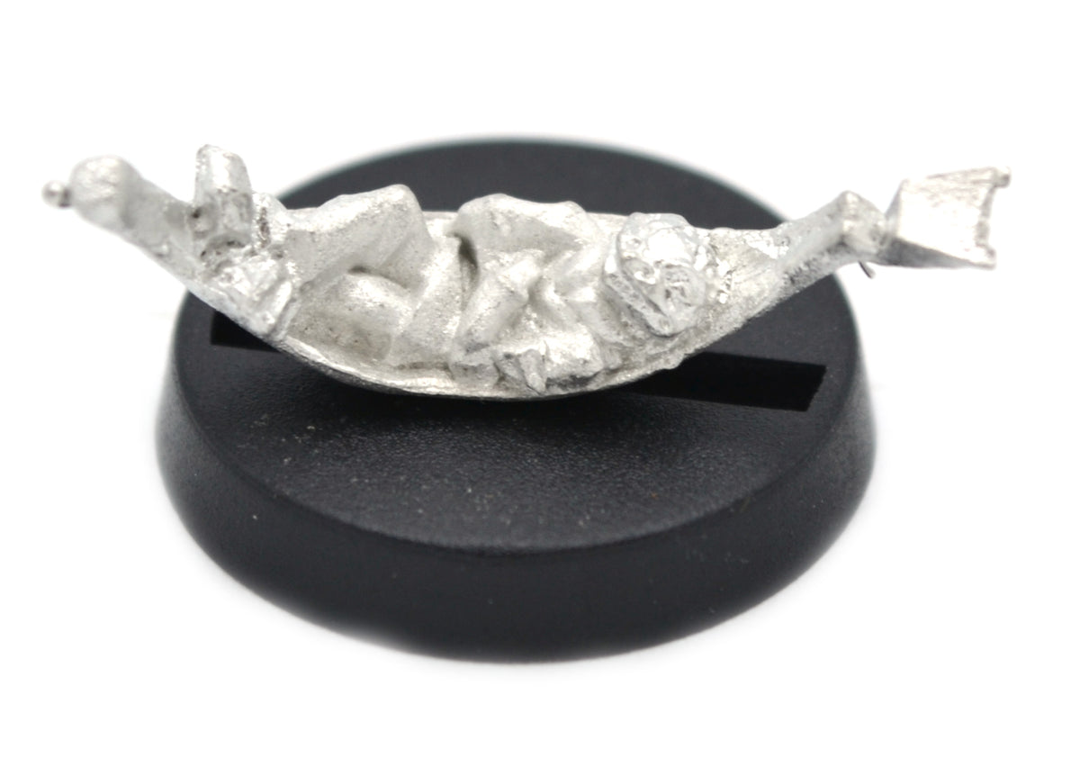 Unpainted pewter Grippli Mahout miniature, 21mm long, another view