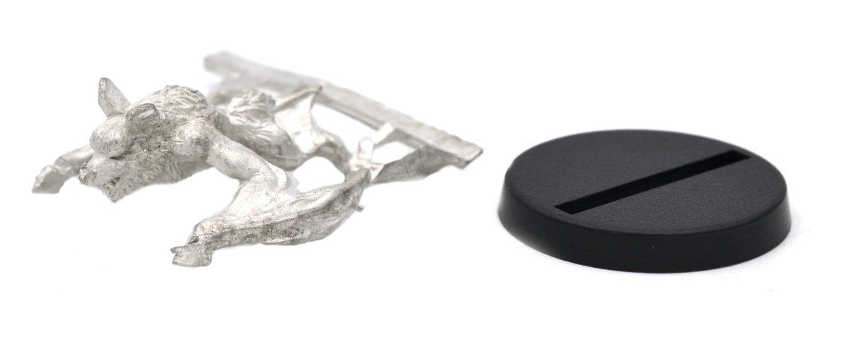 Unpainted pewter Bat miniature, 15mm tall