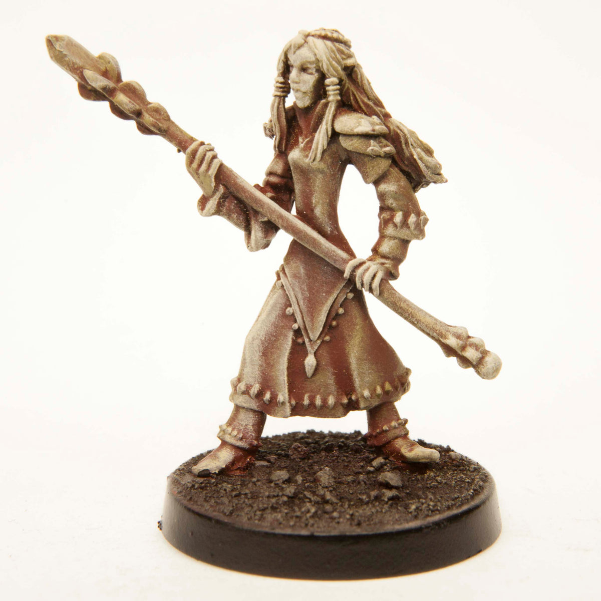 Primed pewter Elf Mage miniature, 31mm tall