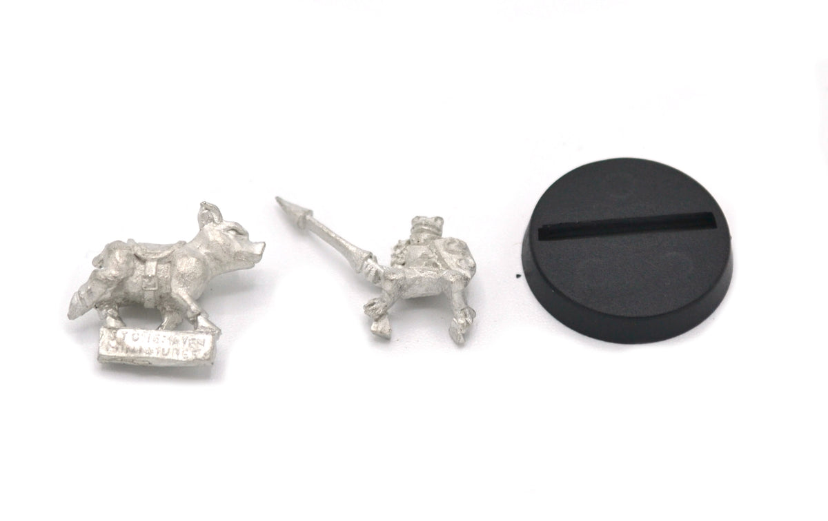 Unpainted pewter Grippli Knight Mounted on Pig miniature, 23mm tall, another view
